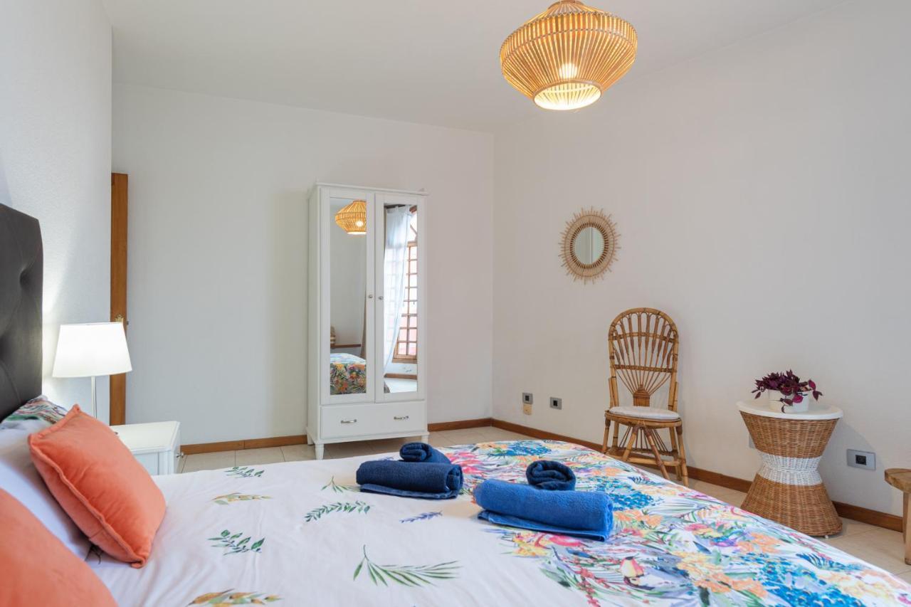 The Yellow House - Solarium - Climatized Pool Gáldar المظهر الخارجي الصورة